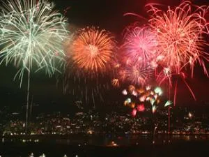 熱海海上花火大会（夏季）