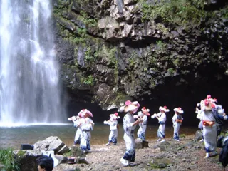龍頭が滝まつり