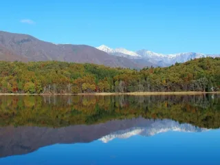 [Autumn Leaves - Best Viewing] The Three Lakes of Nishina