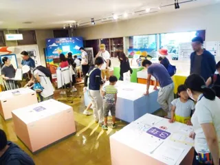 Science Research Exhibition "You and I Can Try Scientific Research!"