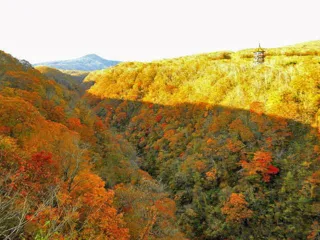 【紅葉・見ごろ】新登別大橋