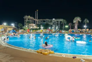 [Pool] Yomiuriland Pool WAI Night Pool