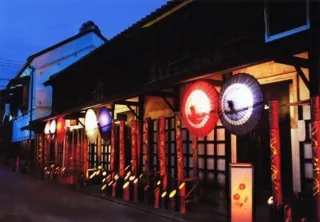 さわら・町並み・夕涼み～ゆかたで楽しむ灯りと音～