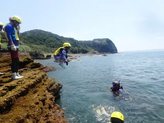 ファミリー野遊び教室～海岸アドベンチャー～