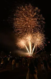 Tsuruimura Furusato Bon Dance Fireworks Festival