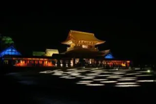2025秋の国宝瑞龍寺　夜の祈りと大福市