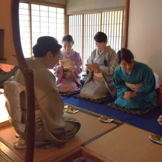 初心者向け客の作法レクチャー付き！京都の文化財庭園で気軽にお茶会デビュー。無鄰菴庭園茶会
