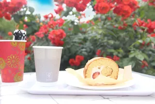 2025秋　バラ園 de cafe