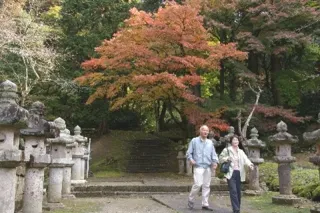 【紅葉・見ごろ】鳥取藩主池田家墓所