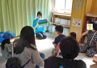 ビジターセンター「みにおはなし会」（10月）