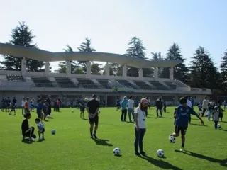 芝生ふれあいサッカー教室