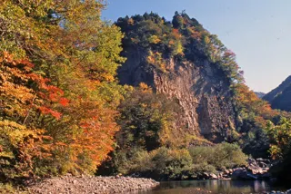 【紅葉・見ごろ】巌立峡