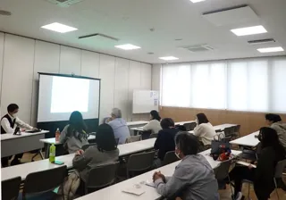 11月の養蜂講座「ニホンミツバチの飼い方入門」