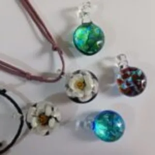 とんぼ玉作品展