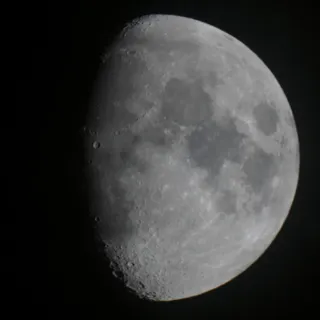 星空観察を楽しもう　11月の星空・月・土星