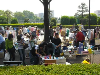 朝霞中央公園　フリーマーケット
