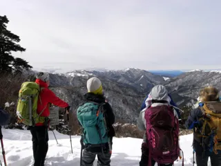 楽しく安全に雪山登山を楽しむ雪山チャレンジ教室　剣山
