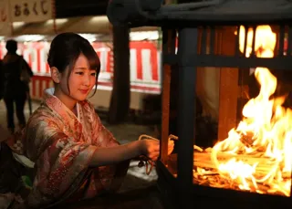 をけら詣り・白朮祭