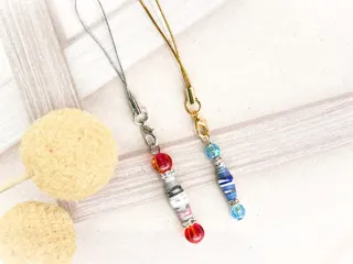 科学実験工房プチワークショップ　ペーパービーズストラップ