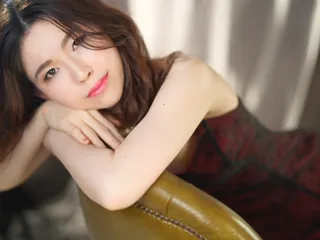 アプリコお昼のピアノコンサートVol.79 “春に咲く唐紅は…”