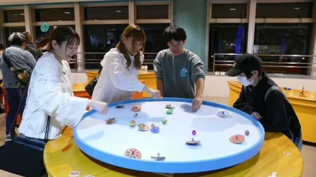 オトナ楽しむカガクカン「レトロ・ロマン～昔遊びのカガク～」