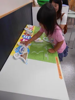 全国科学館連携協議会巡回展示「ケミカルパズル＆ケミカルすごろく～化学物質と上手に付き合おう！～」