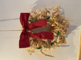 大極門のカンナ屑を使ってリースをつくろう！