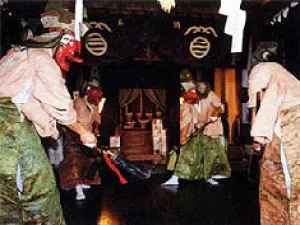 御嶽神社太々神楽（初奉奏）