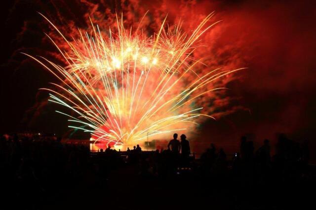 鹿町ふるさと夏祭り