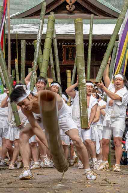 菅生石部神社　御願神事（竹割まつり）