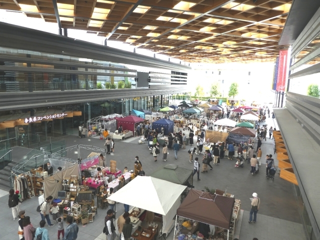 Pocket Marche in Tenpyo Square -10th-
