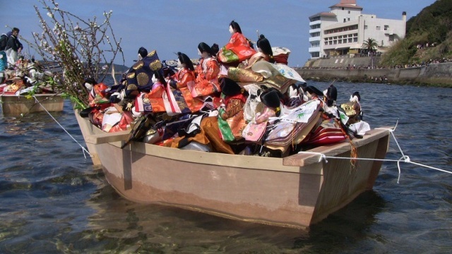 淡嶋神社 雛流し