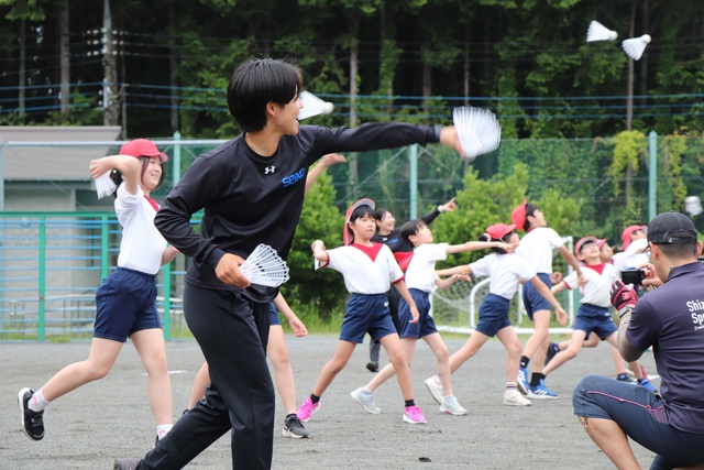 Let's Play Sports ~ Exciting ☆ Soft Challenge! ~ Throw, Hit, and Fly Far!! ~