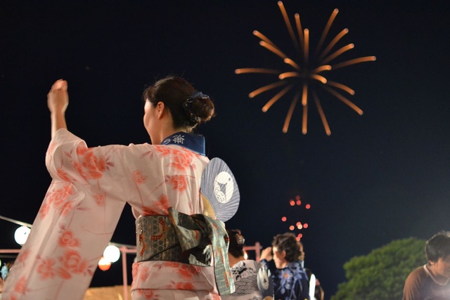 Matsushima Lantern Festival Sea Bon Fire