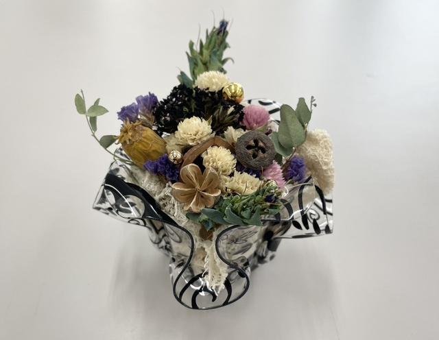 ドライフラワーの寄せ植えを作ろう