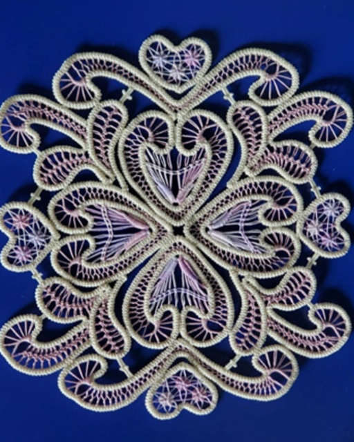 Romanian Macrame - Chiharu Tsurumoto Exhibition: Inheritance of Tradition and Continuing Challenges