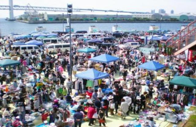 Sunshine Wharfs Kobe Flea Market (August)
