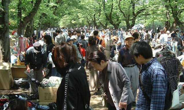 富士森公園フリーマーケット（10月）