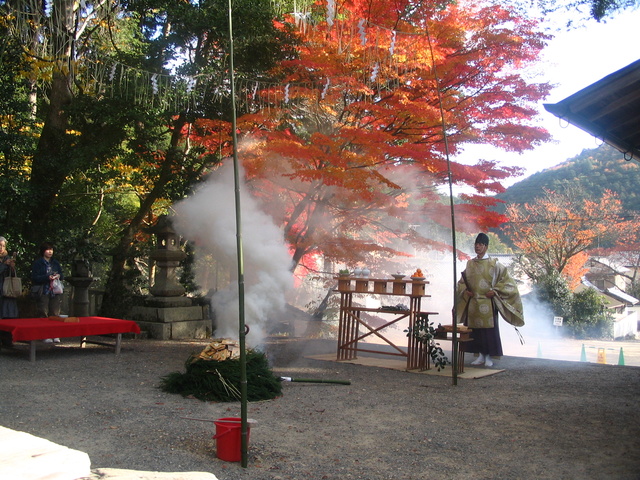 平岡八幡宮お火焚き祭