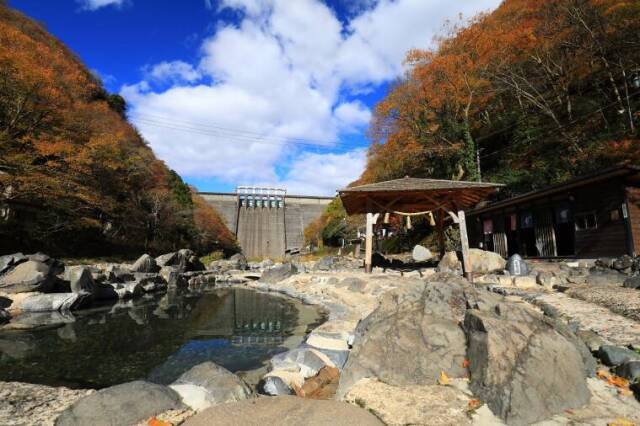 【紅葉・見ごろ】湯原温泉