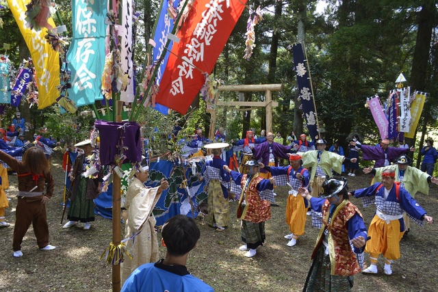 荒踊奉納
