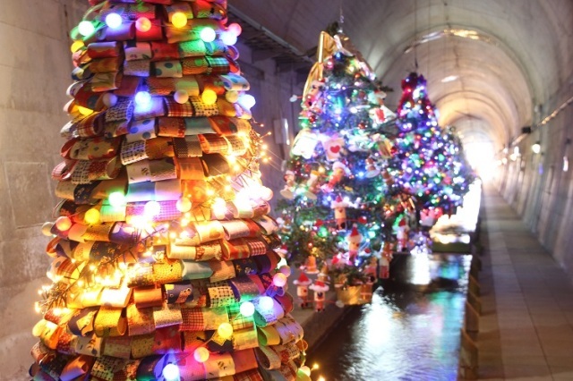 第21回 高森湧水トンネルクリスマスファンタジー クリスマスツリーコンテスト