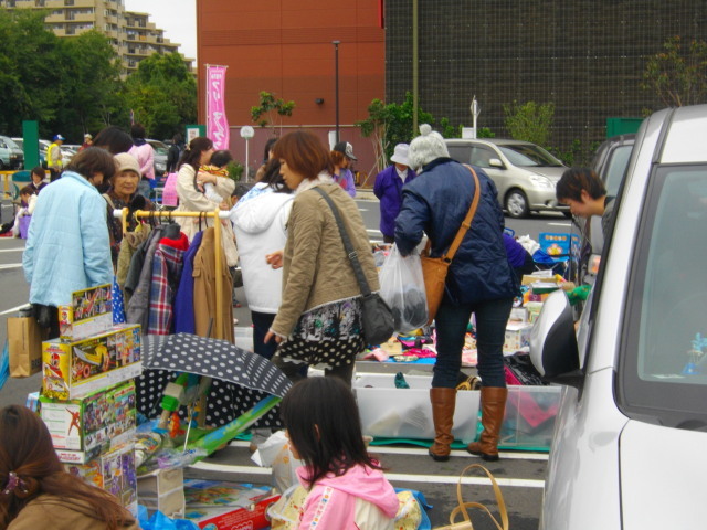 ララガーデン川口　フリーマーケット