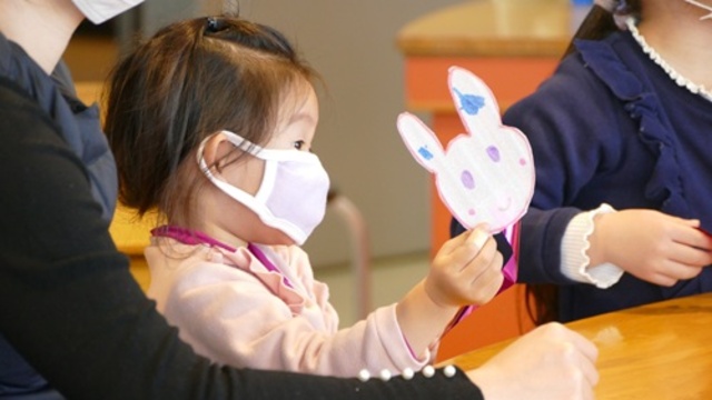 めばえのかがく「ふわふわ凧をつくろう！」