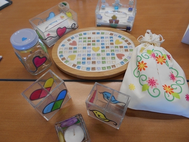 押し花&山の幸染め&グラスアート&タイルクラフト体験教室(11月)