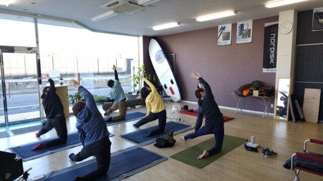 楽しく鍛えて山登りが楽になるヨガトレ教室(11月)